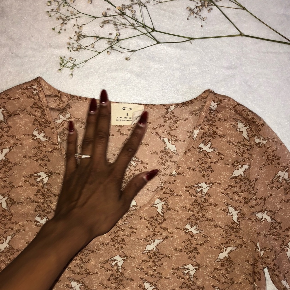 Top - Picture 2 of 3